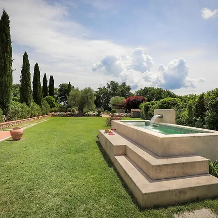 Hébergement de vacances Casa Liviana *